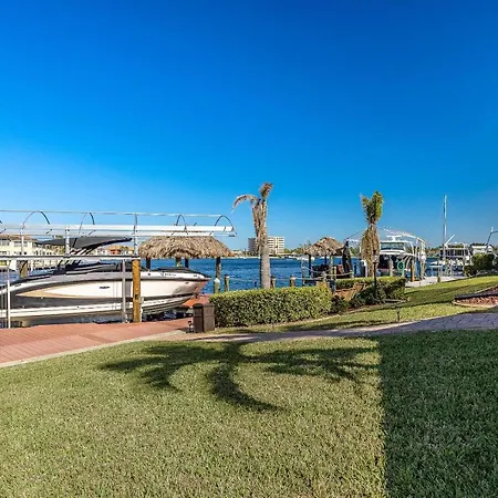 Pool, Gulf Access, Beautiful Views Of Bimini Basin, Dock With Tiki Hut - Villa Bimini Basin